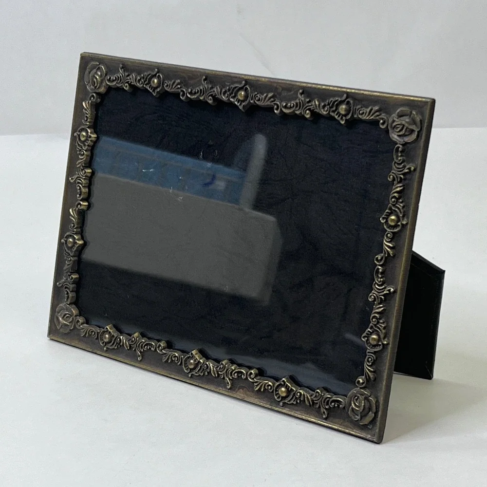 Ornate Baroque Bronze Metal 5x7 Picture Frame Raised Rose Floral Scroll